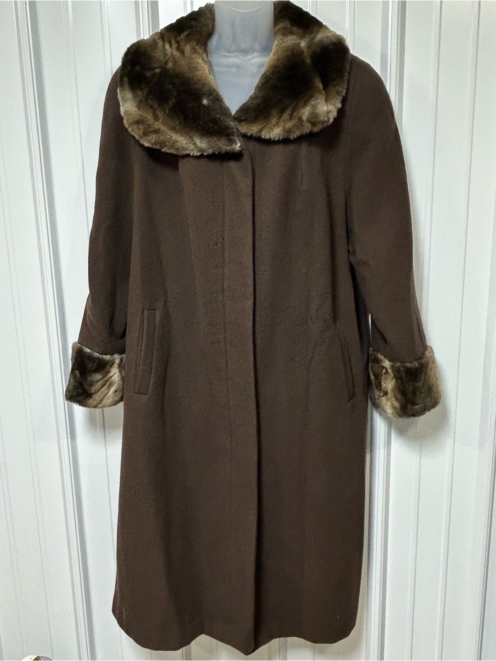 Vintage Alorna 100% Wool Long Brown Coat Faux Fur Trim Satin Lined 16W USA